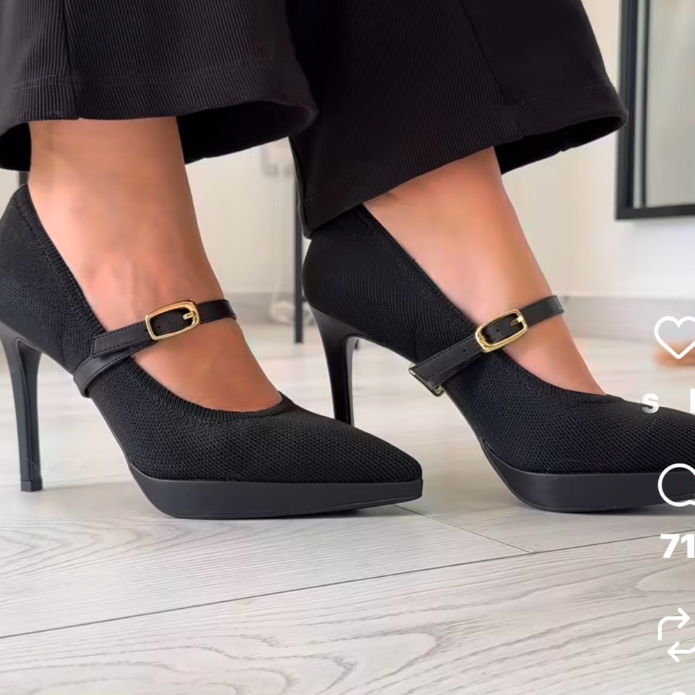 NEW! Cosy Island StyleFlex Pointed Toe Heeled Platform Heels Black Sz 10